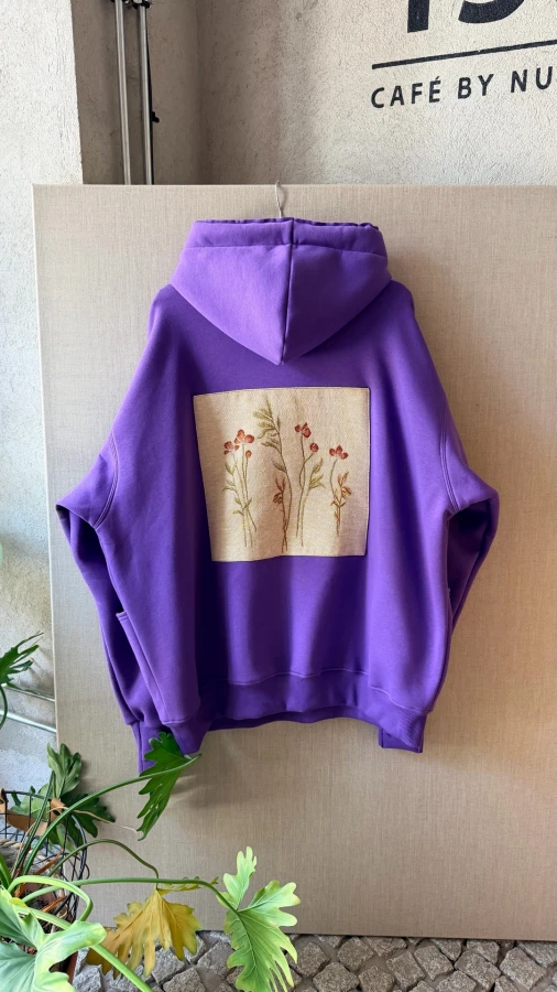 nowa forma. BLUZA BOYFRIEND - UNIKAT / KWIAT 2