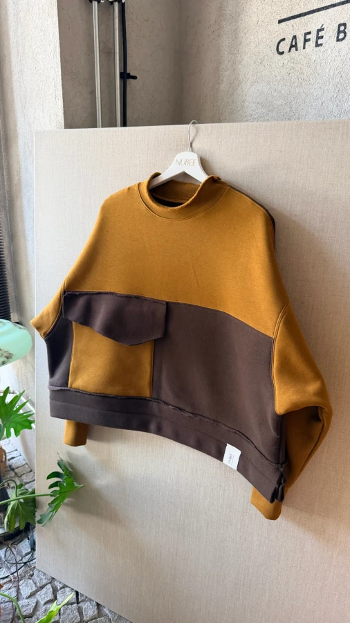 BLUZA MONO STÓJKA / GOLDEN BROWN + CZEKOLADA (1)