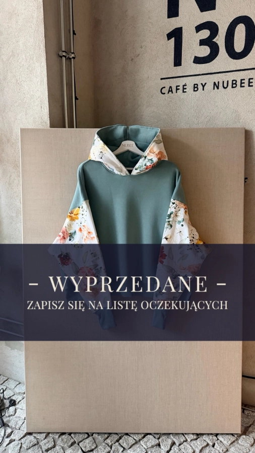  Bluza LOVE z kapturem + kwieciste detale dzianina