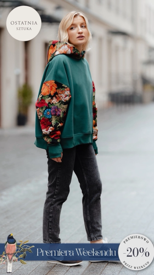  Bluza LOVE z kapturem + kwieciste detale żakard 